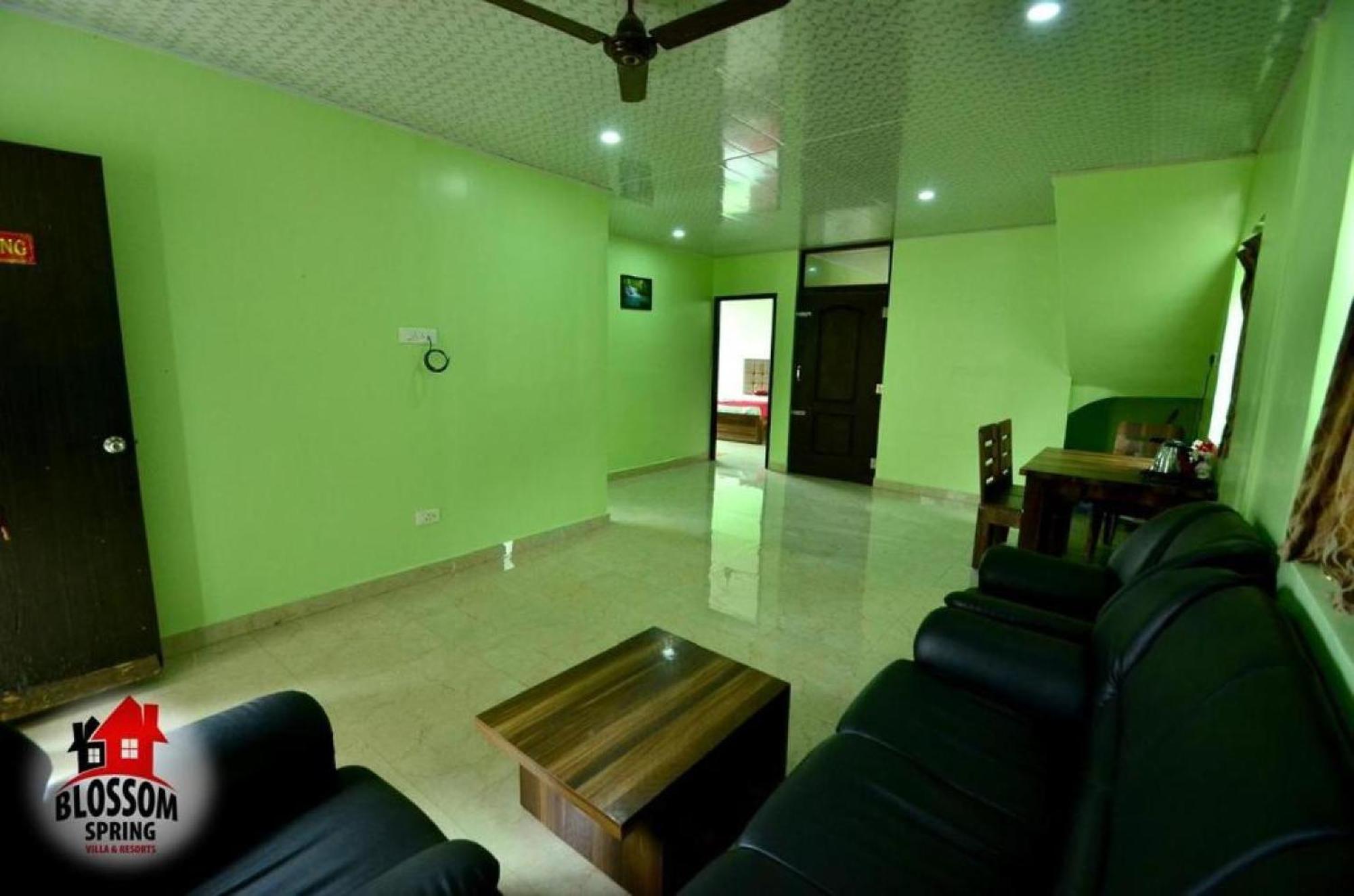 Blossom Spring Villa Ooty Exterior foto